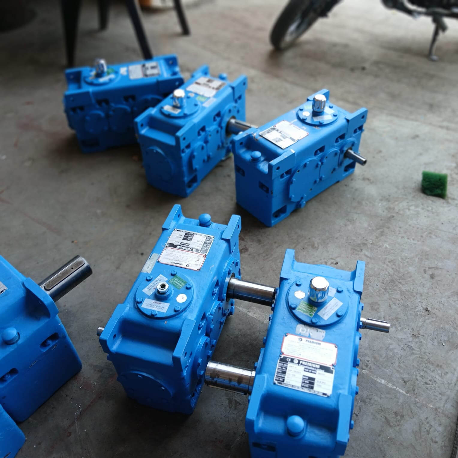 Gearmotor: Premium Helical Gearbox